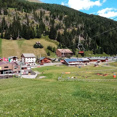 Comodo Alloggio Con Accesso Diretto Alle Piste * 圣卡特琳娜瓦尔夫