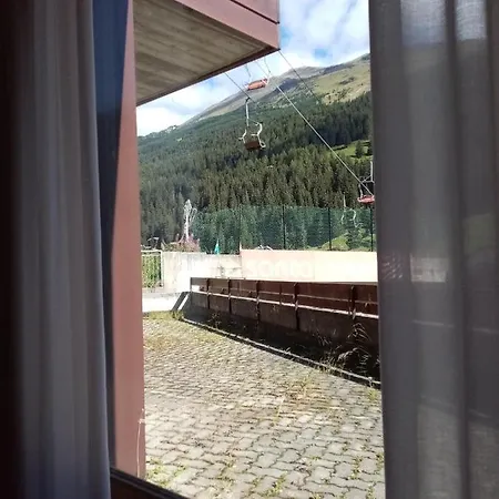 公寓 Comodo Alloggio Con Accesso Diretto Alle Piste *