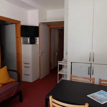 Comodo Alloggio Con Accesso Diretto Alle Piste 圣卡特琳娜瓦尔夫