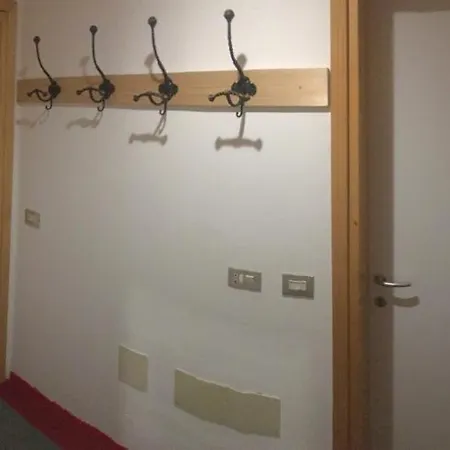 公寓 Comodo Alloggio Con Accesso Diretto Alle Piste