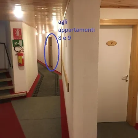 Comodo Alloggio Con Accesso Diretto Alle Piste 公寓 *